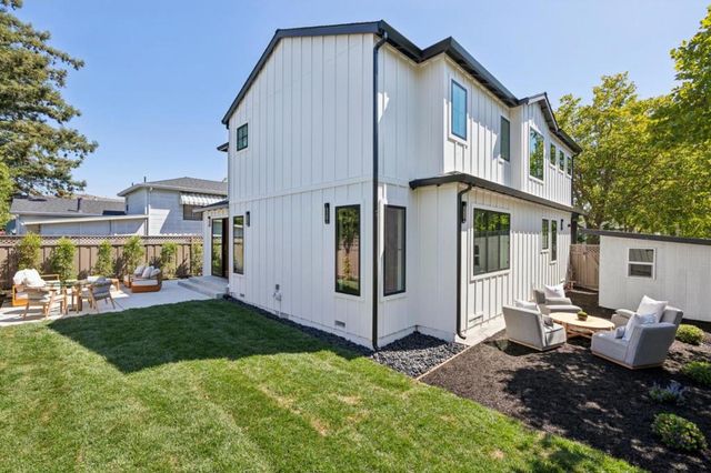 401 Grand Street, Redwood City, CA 94062