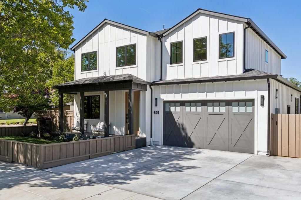 Image 1 of property listing at 401 Grand Street, Redwood City, CA 94062