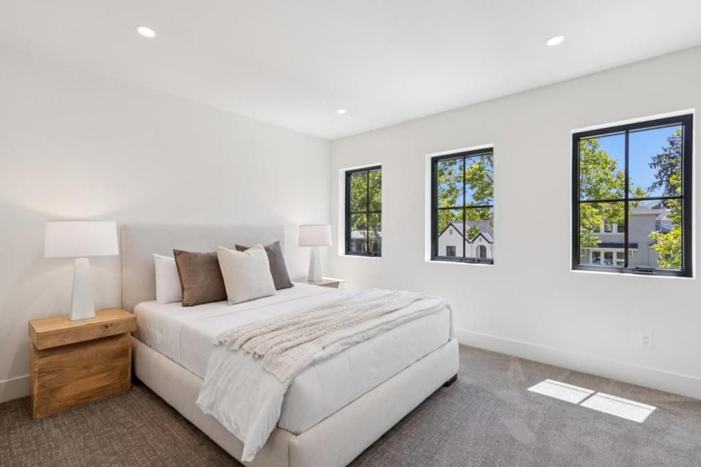 Image 33 of property listing at 401 Grand Street, Redwood City, CA 94062