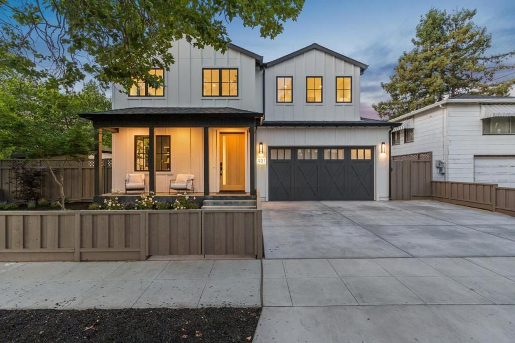 Image 46 of property listing at 401 Grand Street, Redwood City, CA 94062