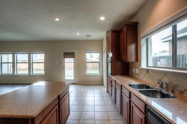 29610 Legends Glen Drive, Spring, TX 77386