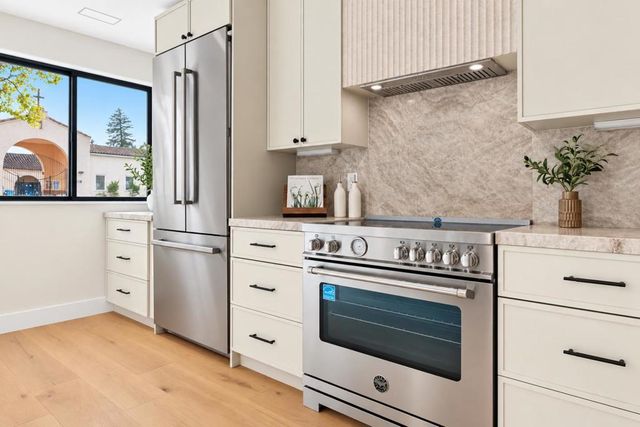1324 Cortez Avenue, Burlingame, CA 94010