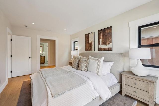 1324 Cortez Avenue, Burlingame, CA 94010