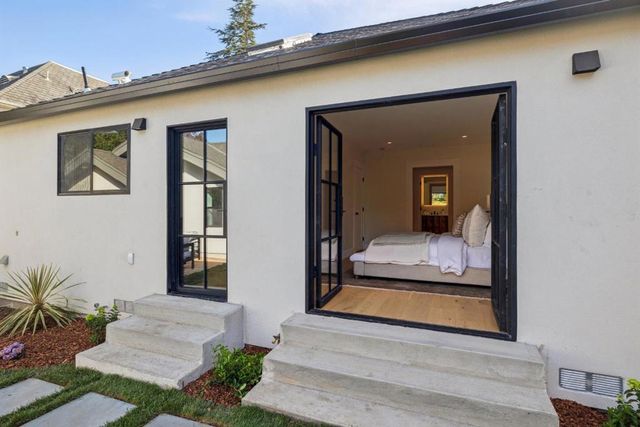 1324 Cortez Avenue, Burlingame, CA 94010