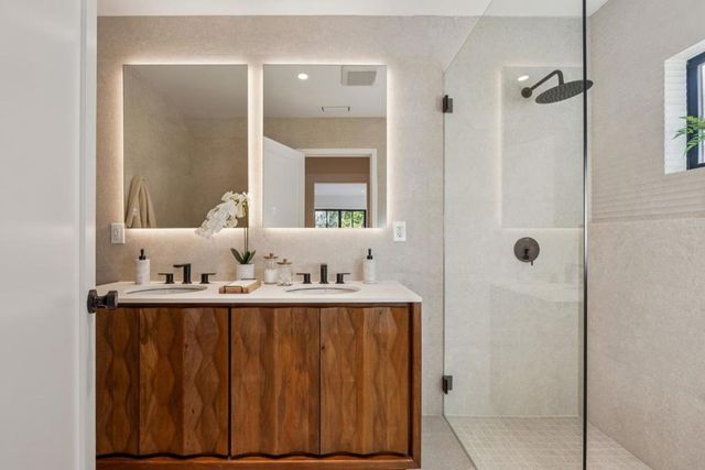 1324 Cortez Avenue, Burlingame, CA 94010