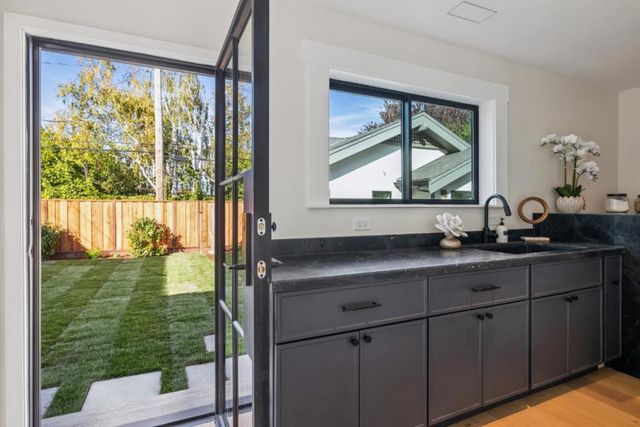 1324 Cortez Avenue, Burlingame, CA 94010