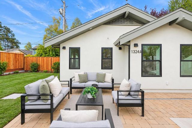 1324 Cortez Avenue, Burlingame, CA 94010
