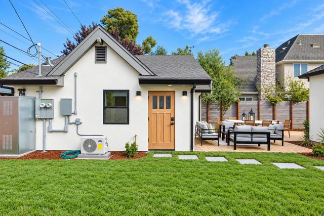 1324 Cortez Avenue, Burlingame, CA 94010