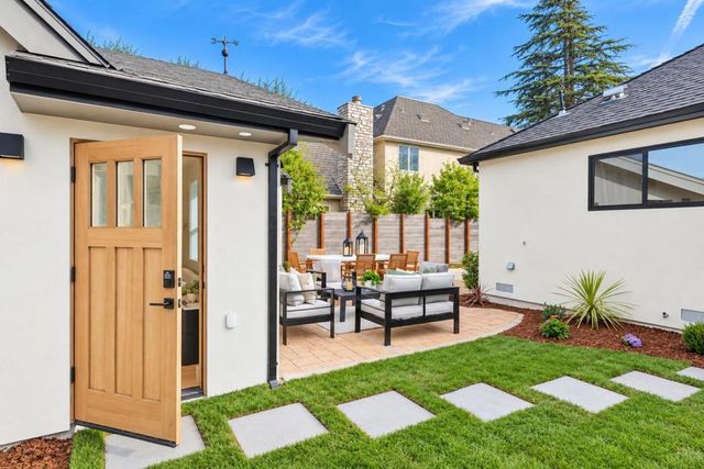 1324 Cortez Avenue, Burlingame, CA 94010
