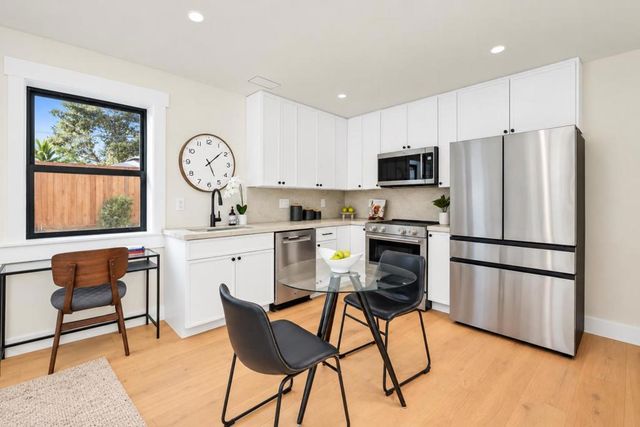1324 Cortez Avenue, Burlingame, CA 94010