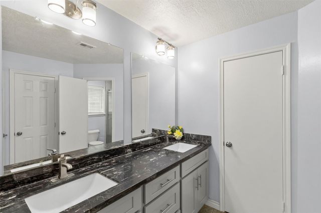 15119 Plaza Libre Drive, Houston, TX 77083