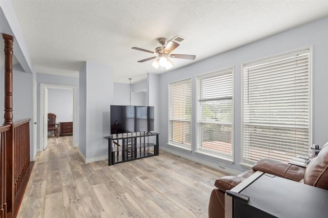 15119 Plaza Libre Drive, Houston, TX 77083
