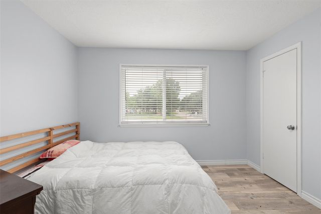 15119 Plaza Libre Drive, Houston, TX 77083