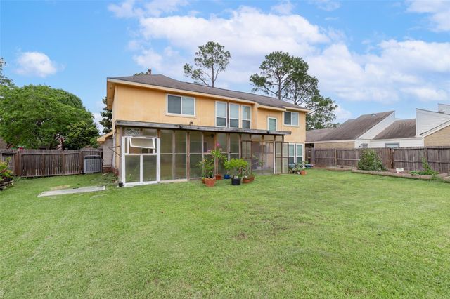 15119 Plaza Libre Drive, Houston, TX 77083