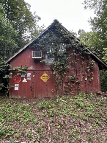 255 Blooming Grove Rd, Pulaski, TN 38478