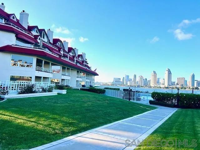 1099 1st Street 112, Coronado, CA 92118