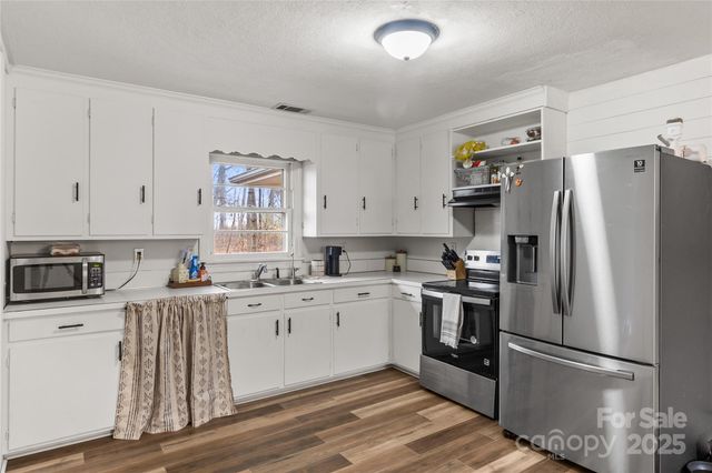 1910 Cooper Road, Salisbury, NC 28147