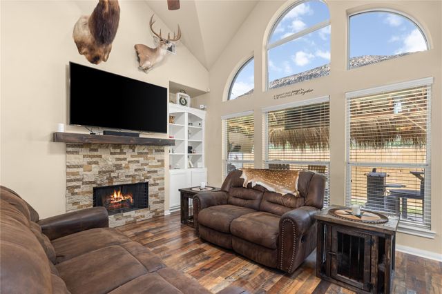 1010 Nantucket Street, Pasadena, TX 77503