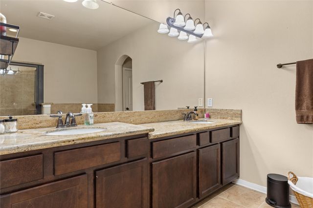 1010 Nantucket Street, Pasadena, TX 77503