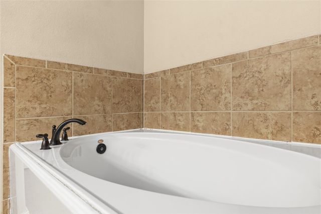 1010 Nantucket Street, Pasadena, TX 77503