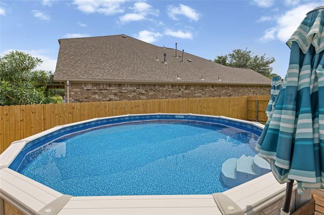 1010 Nantucket Street, Pasadena, TX 77503