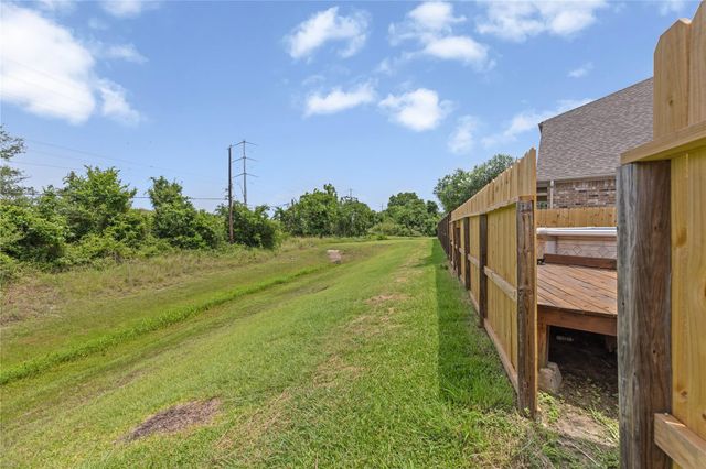 1010 Nantucket Street, Pasadena, TX 77503