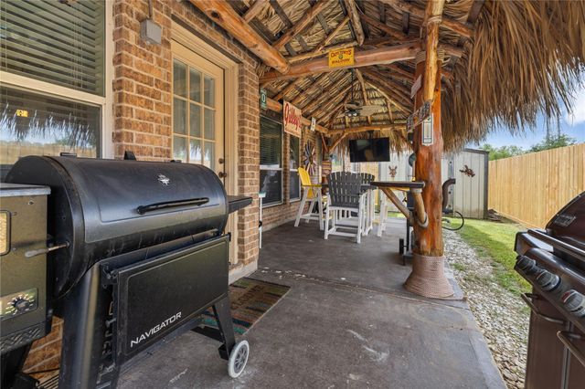 1010 Nantucket Street, Pasadena, TX 77503