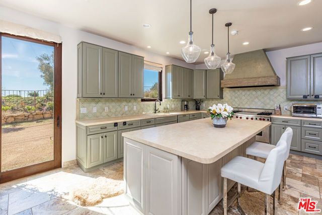 4800 Latigo Canyon Road, Malibu, CA 90265