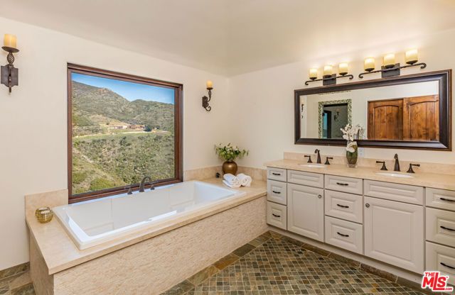 4800 Latigo Canyon Road, Malibu, CA 90265