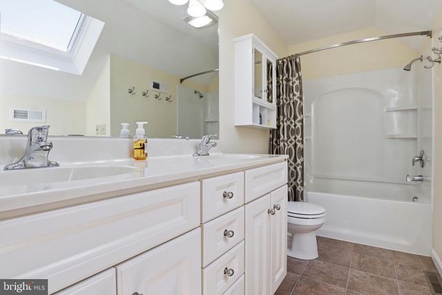62 WALDEN RD, Lebanon, PA 17042