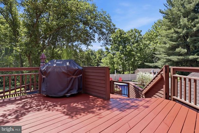 62 WALDEN RD, Lebanon, PA 17042