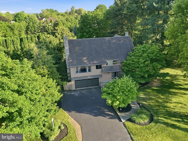 62 WALDEN RD, Lebanon, PA 17042