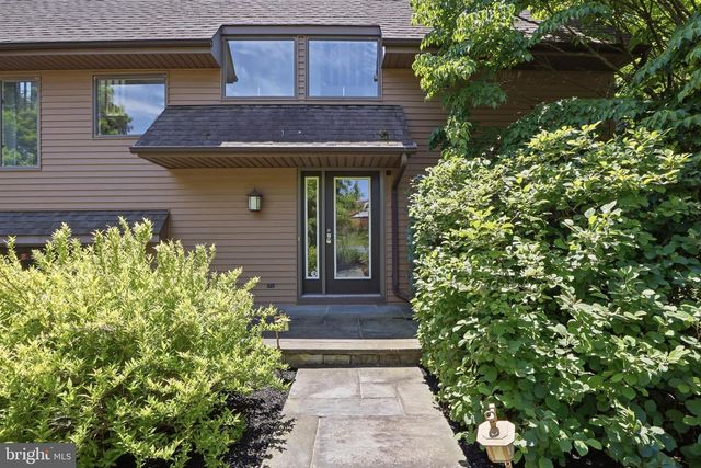 62 WALDEN RD, Lebanon, PA 17042