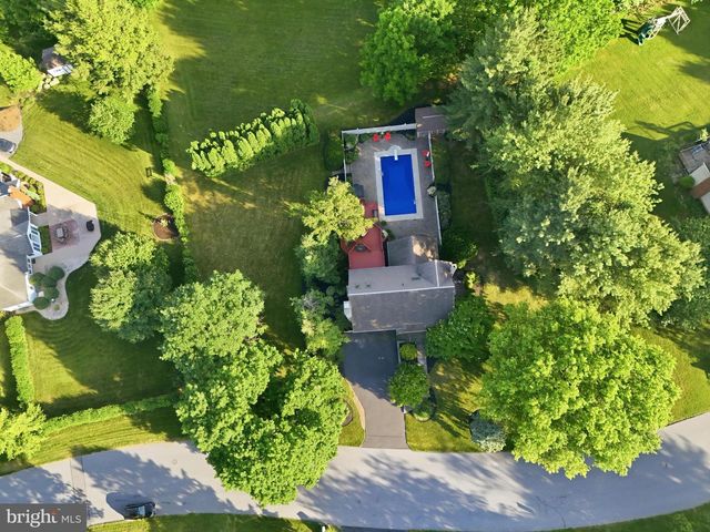 62 WALDEN RD, Lebanon, PA 17042