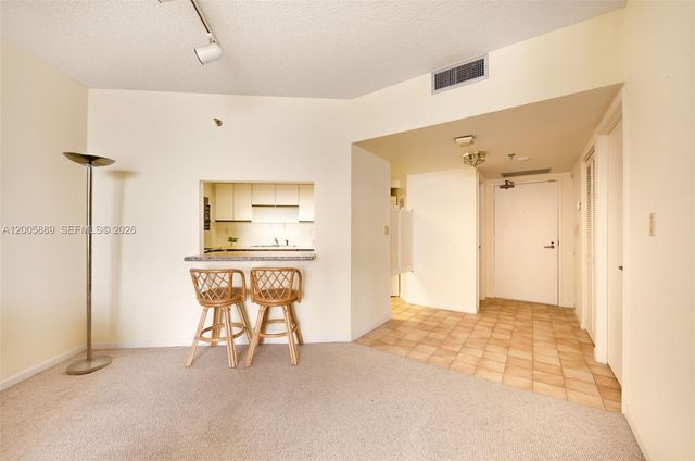 520 Brickell Key Dr A1001, Miami, FL 33131