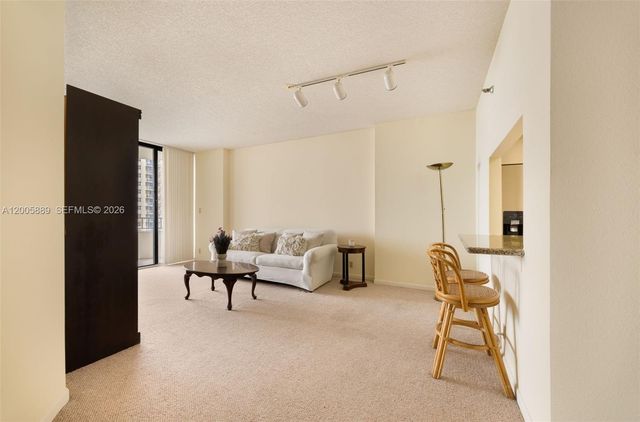 520 Brickell Key Dr A1001, Miami, FL 33131