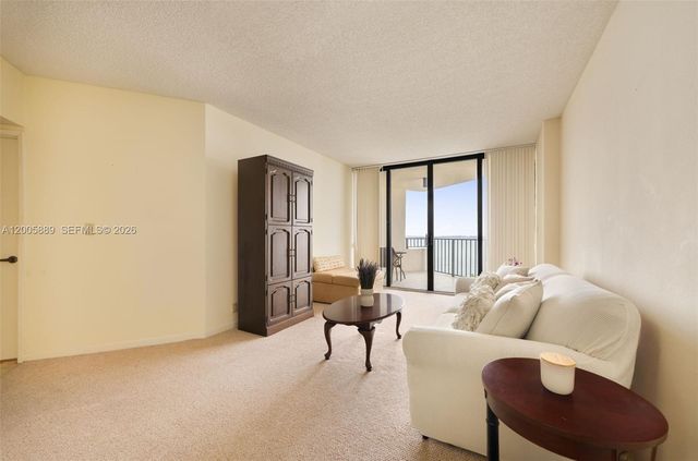 520 Brickell Key Dr A1001, Miami, FL 33131