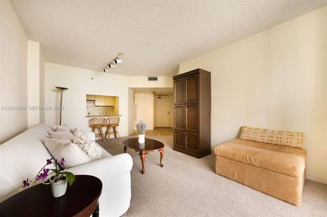 520 Brickell Key Dr A1001, Miami, FL 33131