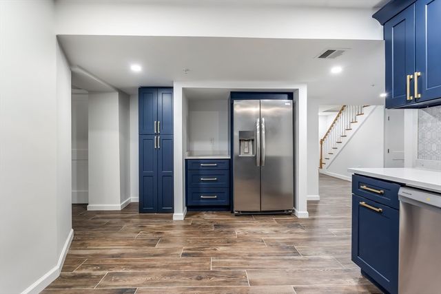 180 Jackson St A, Lawrence, MA 01841
