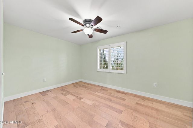 6826 E EDGEMONT Avenue, Scottsdale, AZ 85257