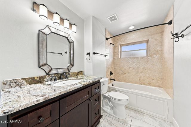 6826 E EDGEMONT Avenue, Scottsdale, AZ 85257