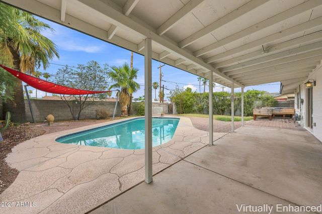 6826 E EDGEMONT Avenue, Scottsdale, AZ 85257