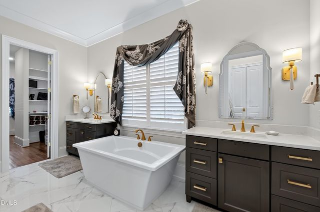 5408 Winding View Lane, Raleigh, NC 27615