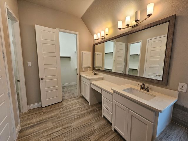 2065 Snapdragon Road, Frisco, TX 75033