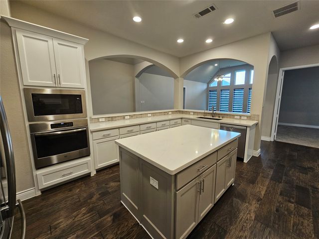 2065 Snapdragon Road, Frisco, TX 75033