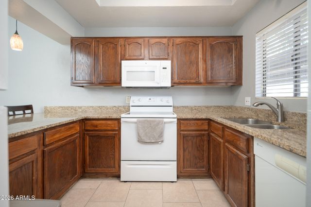 11666 N 28TH Drive 177, Phoenix, AZ 85029
