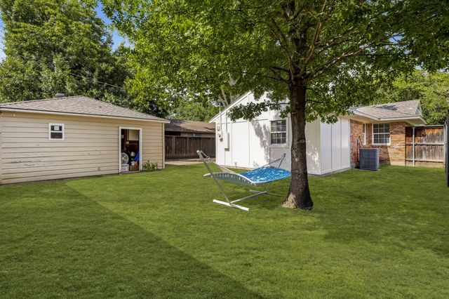 9639 Leaside Drive, Dallas, TX 75238