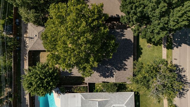 9639 Leaside Drive, Dallas, TX 75238