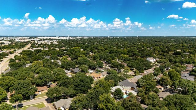 9639 Leaside Drive, Dallas, TX 75238