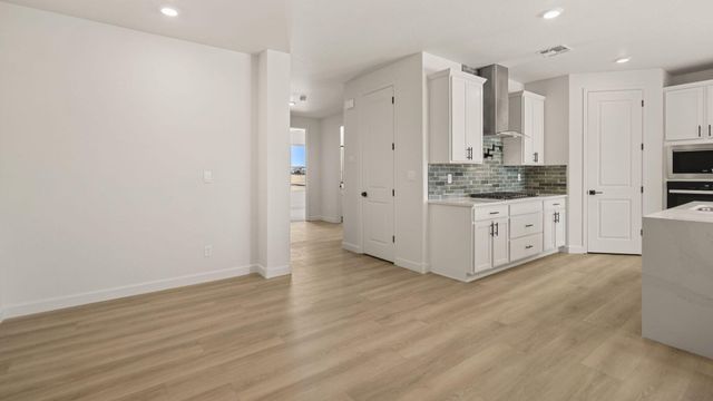 2435 Marble Avenue NE, Rio Rancho, NM 87144